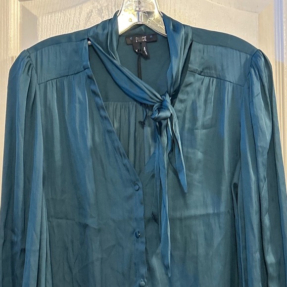 PAIGE Cleobelle Emerald Green Satin Tie Neck Button Front Blouse Medium - Picture 5 of 9